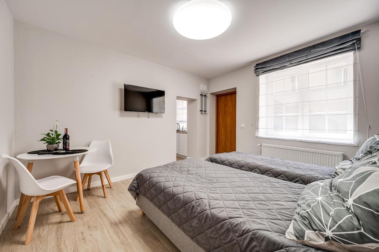 Central Platinum Apartments 20 雷布尼克 外观 照片