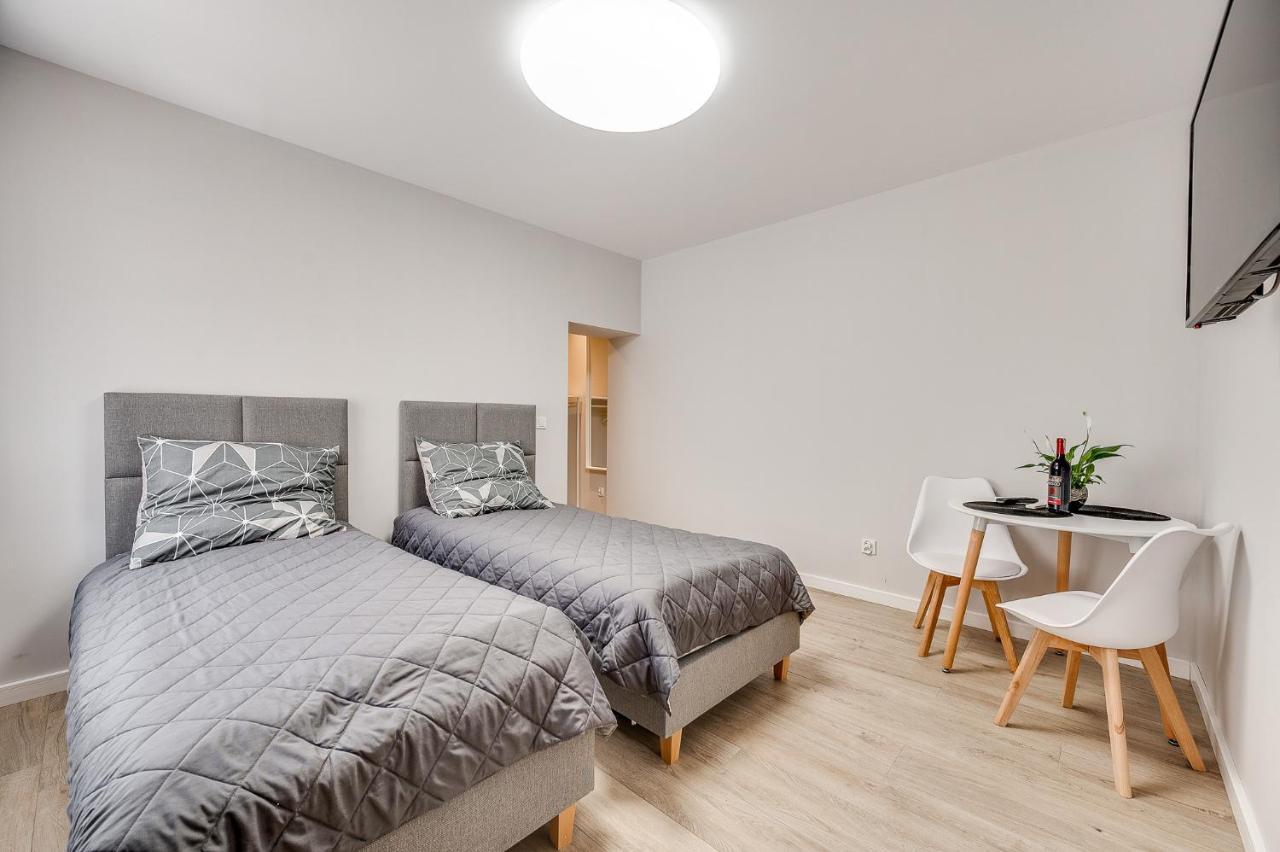 Central Platinum Apartments 20 雷布尼克 外观 照片
